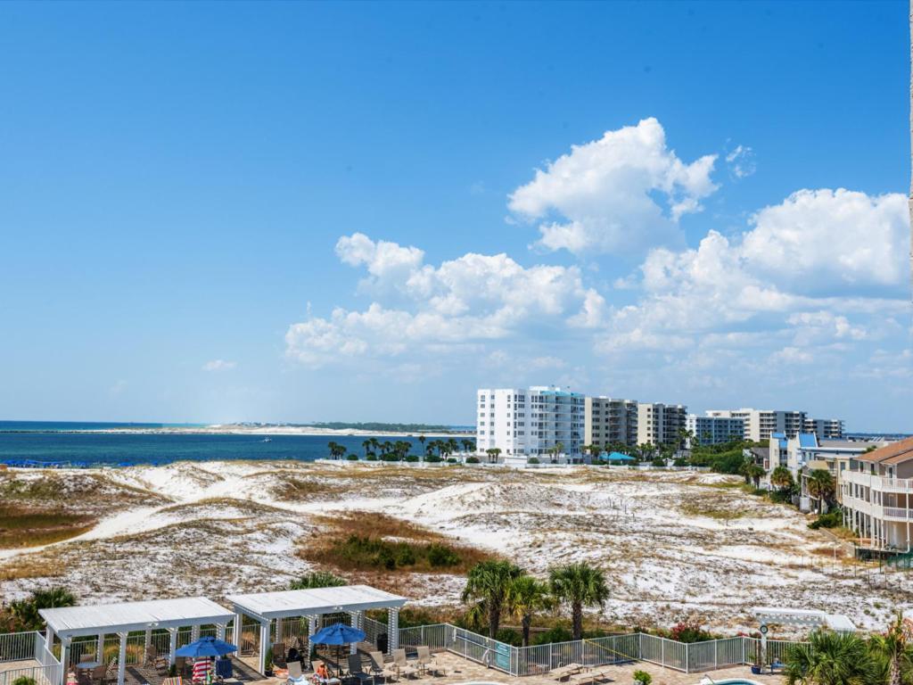 Magnolia House At Destin Pointe II Apartment Room photo