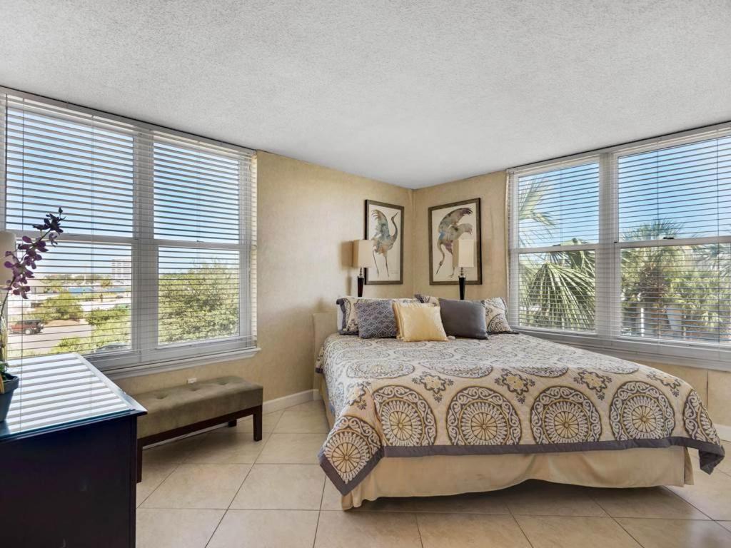 Magnolia House At Destin Pointe II Apartment Room photo